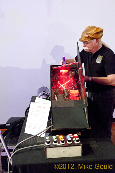 mfd2012_022